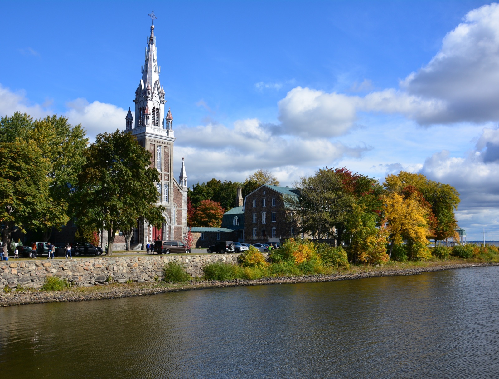 Église d'Oka
