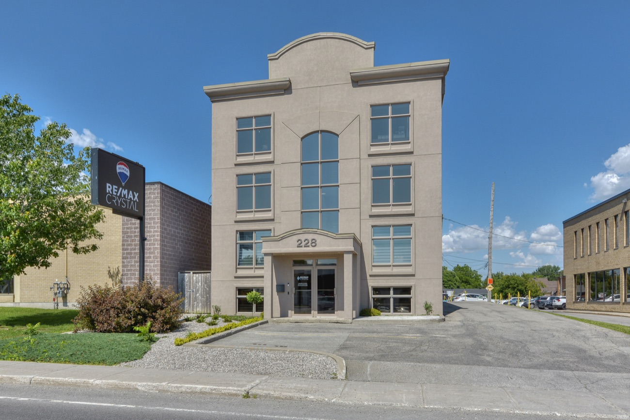 Bureau RE/MAX Crystal à Sainte-Thérèse