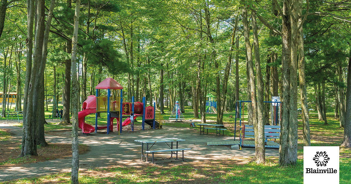 Aire de jeux en sous-bois à Blainville